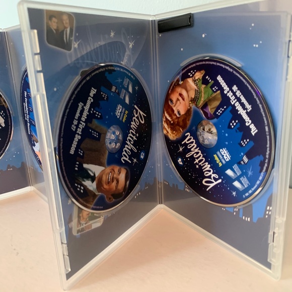 Bewitched The Complete First Season in color DVD - Picture 7 of 9